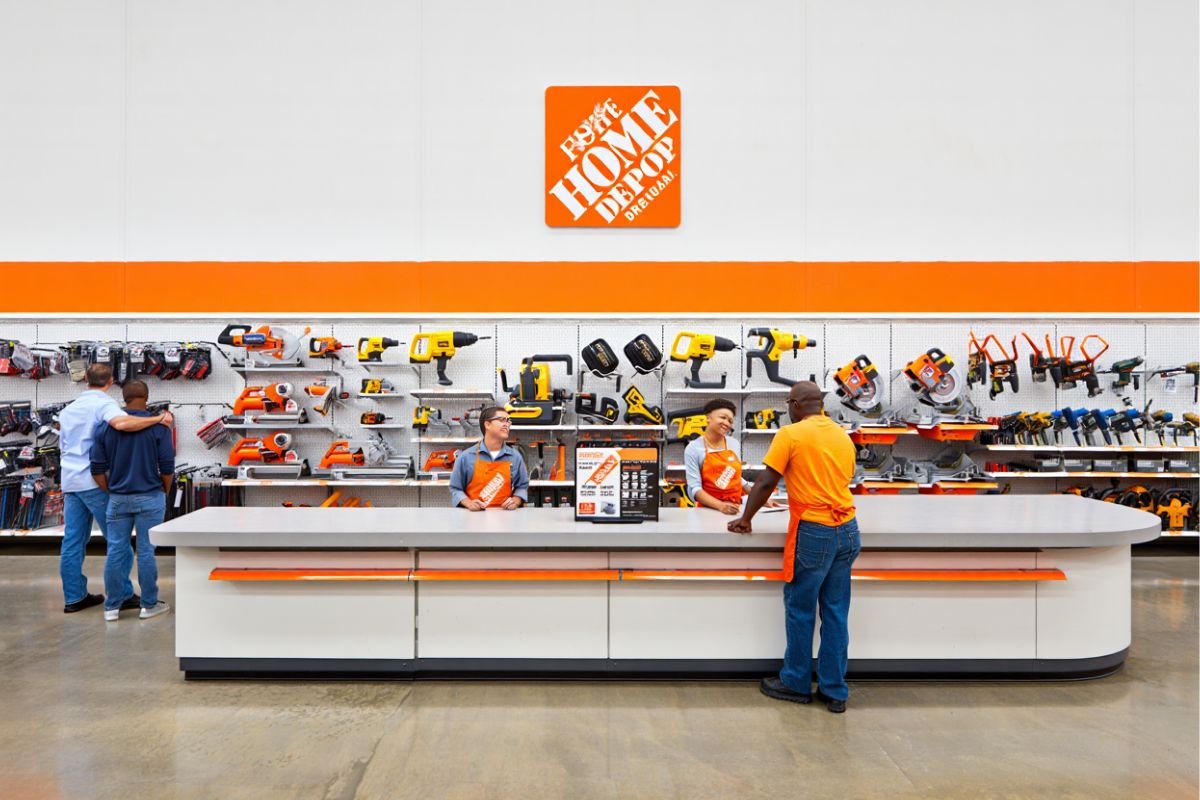 home depot that rents tools