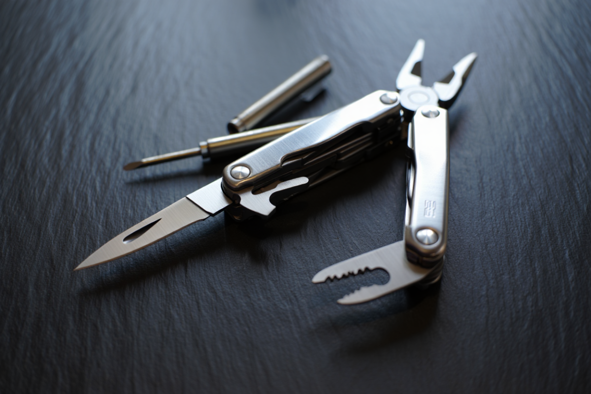 Multi Tool: Ultimate Everyday Utility Tool for Daily Tasks